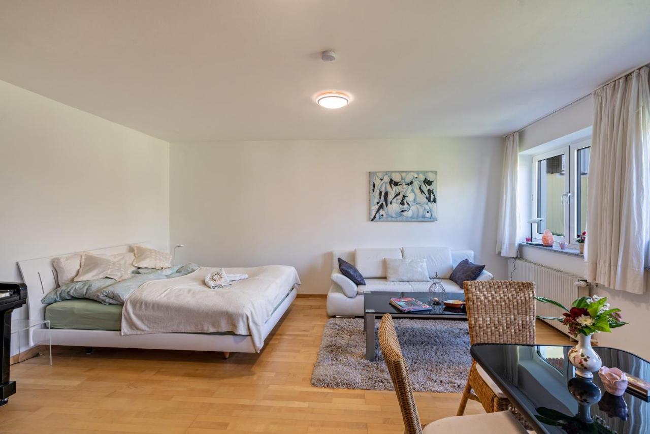Appartment Piano Oberhaching Bagian luar foto