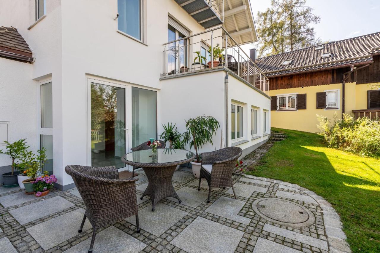 Appartment Piano Oberhaching Bagian luar foto