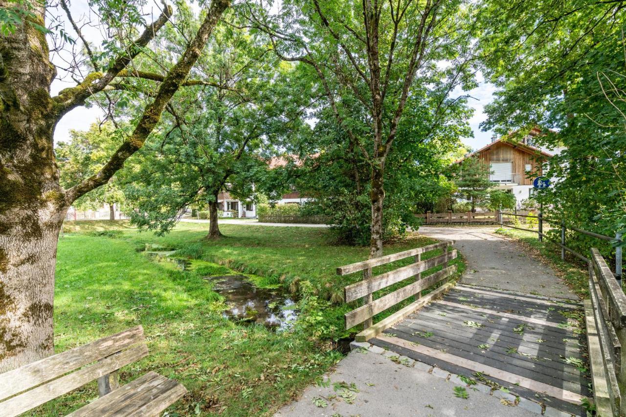 Appartment Piano Oberhaching Bagian luar foto
